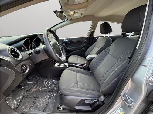 INGOT SILVER METALLIC 2015 Ford Fiesta SE