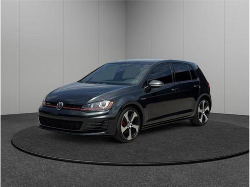 2015 Volkswagen Golf GTI 2.0T SE 4-Door
