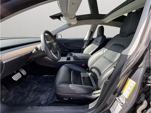 2020 Tesla Model 3 Performance