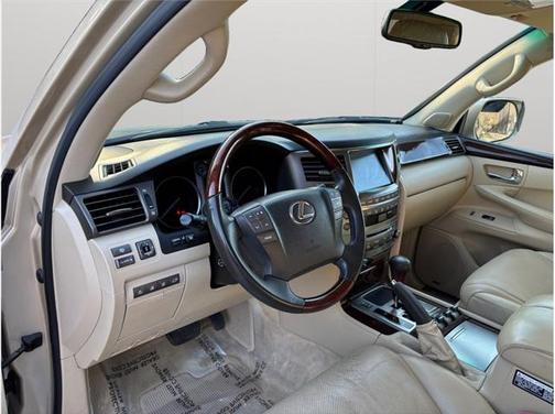 2009 Lexus LX 570 Base