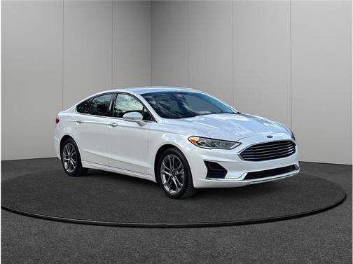 2020 Ford Fusion SEL