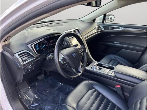 2020 Ford Fusion SEL