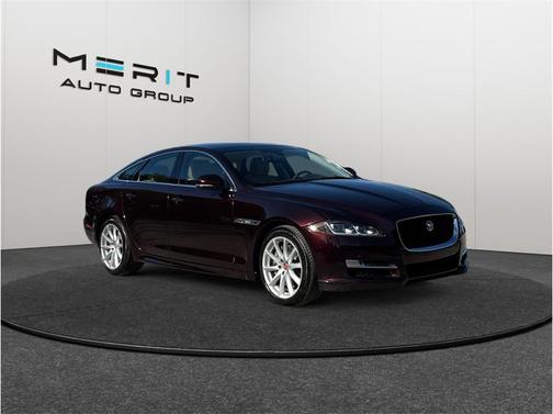 2016 Jaguar XJ XJ R-Sport