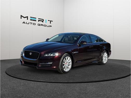 2016 Jaguar XJ XJ R-Sport