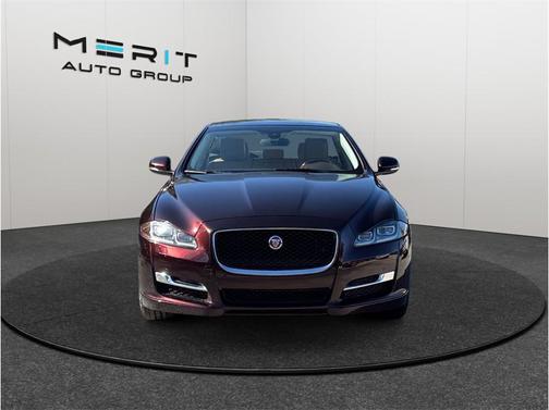 2016 Jaguar XJ XJ R-Sport