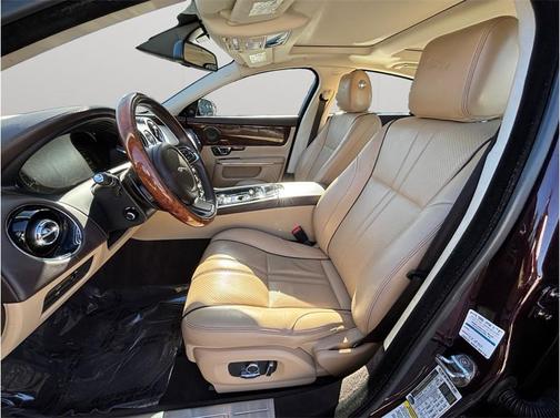 2016 Jaguar XJ XJ R-Sport