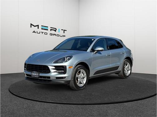 Dolomite Silver Metallic 2020 Porsche Macan Macan Sport Edition