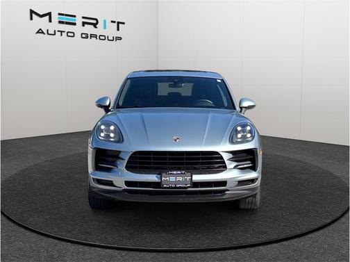 Dolomite Silver Metallic 2020 Porsche Macan Macan Sport Edition