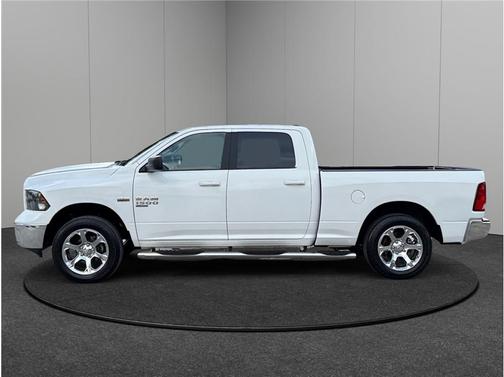 2019 RAM 1500 SLT