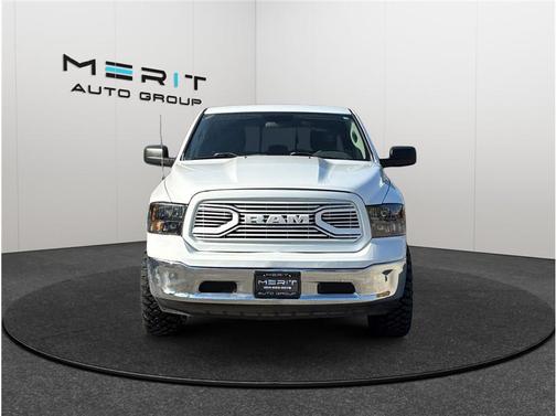 2019 RAM 1500 SLT