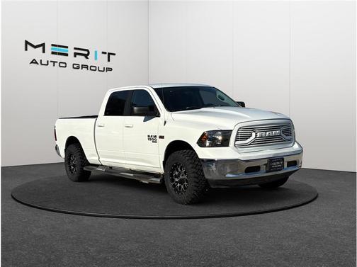 2019 RAM 1500 SLT