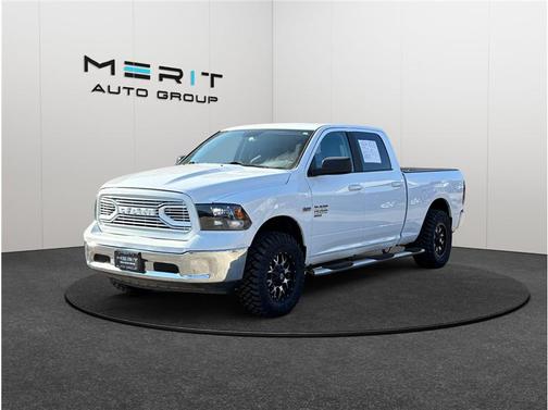 2019 RAM 1500 SLT