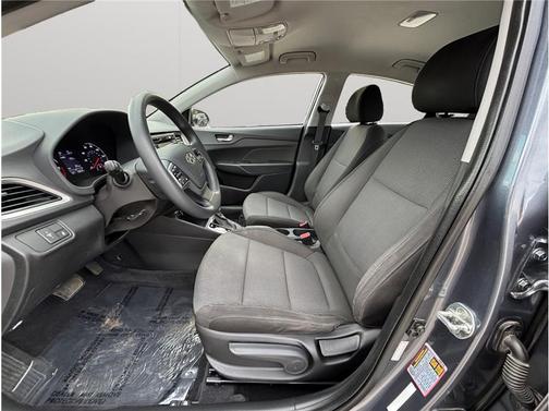 2020 Hyundai Accent SE