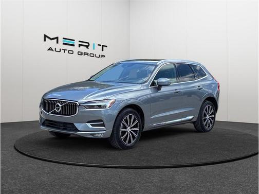 Gray 2021 Volvo XC60 T6 Inscription