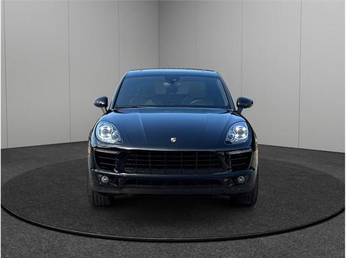 2018 Porsche Macan Base