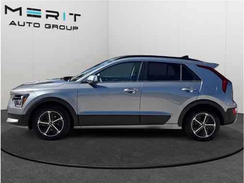 2023 Kia Niro EX