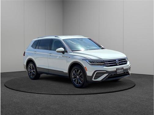 2022 Volkswagen Tiguan 2.0T SE 4MOTION