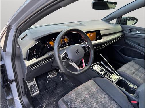 2024 Volkswagen Golf GTI 2.0T SE DSG