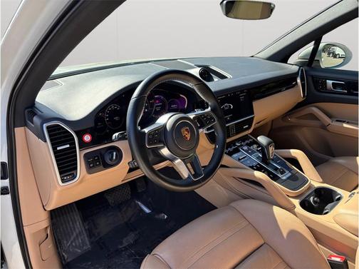 2020 Porsche Cayenne Cayenne