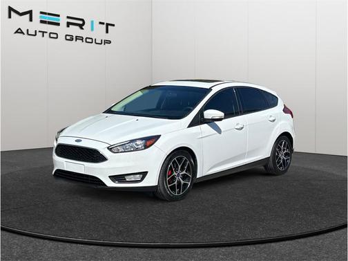 OXFORD WHITE 2017 Ford Focus SEL