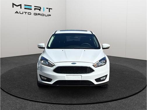 OXFORD WHITE 2017 Ford Focus SEL