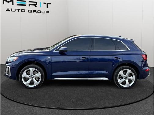 2023 Audi Q5 45 S line Premium Plus