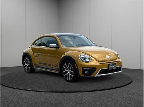 2017 Volkswagen Beetle 1.8T Dune