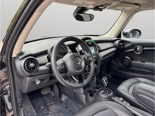 Midnight Black Metallic 2021 MINI Hardtop Cooper
