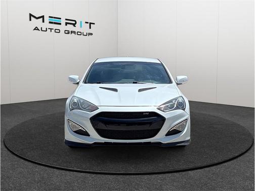 Casablanca White Pearl 2016 Hyundai Genesis Coupe 3.8 Base