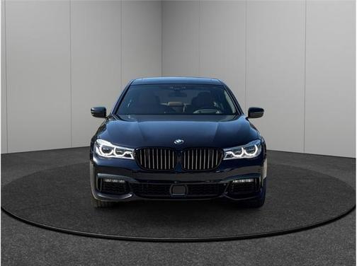2019 BMW 750 I