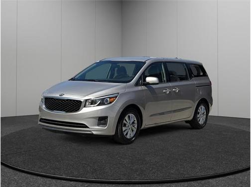 2015 Kia Sedona L