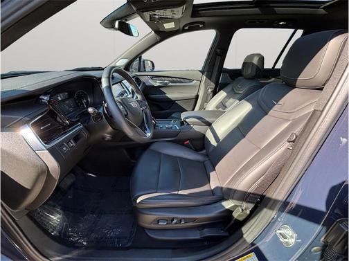 2025 Cadillac XT6 Premium Luxury FWD