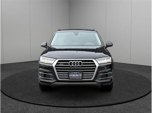 2019 Audi Q7 45 Premium Plus