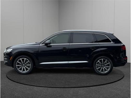 2019 Audi Q7 45 Premium Plus