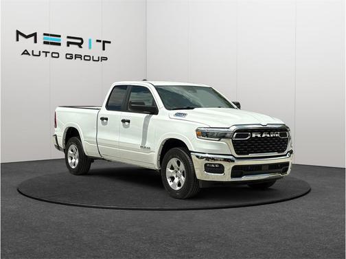 Bright White Clearcoat 2025 RAM 1500 Big Horn/Lone Star
