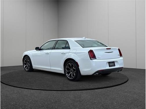 2017 Chrysler 300 S