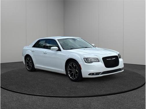 2017 Chrysler 300 S