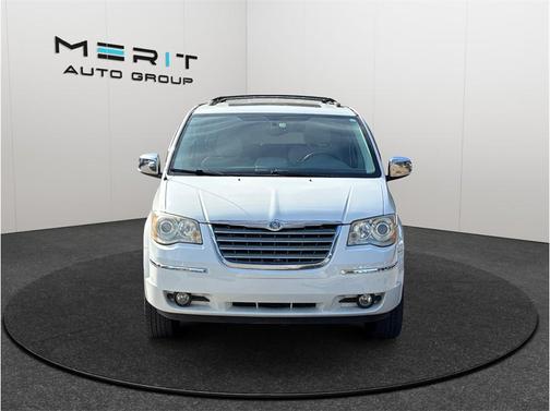 Stone White Clearcoat 2010 Chrysler Town & Country Limited