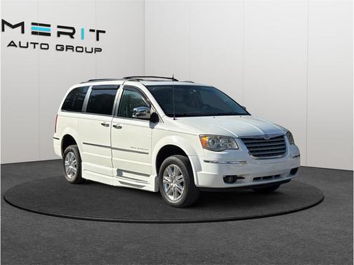 Stone White Clearcoat 2010 Chrysler Town & Country Limited