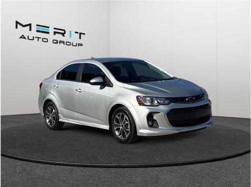 2020 Chevrolet Sonic FWD Sedan LT
