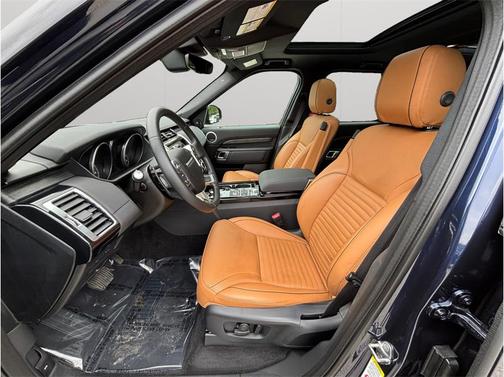 Loire Blue Metallic 2017 Land Rover Discovery HSE