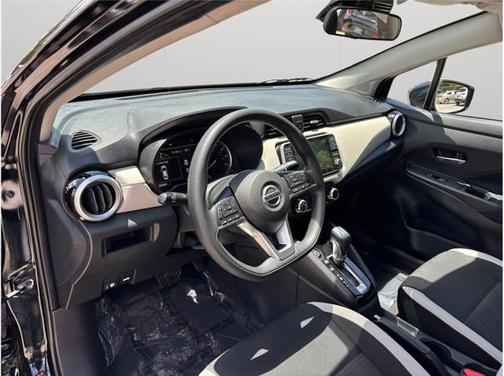 2021 Nissan Versa 1.6 SV