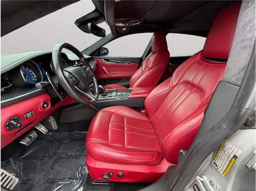 2018 Maserati Quattroporte GTS GranSport