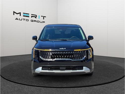 Aurora Black Pearl 2026 Kia Carnival Hybrid LXS
