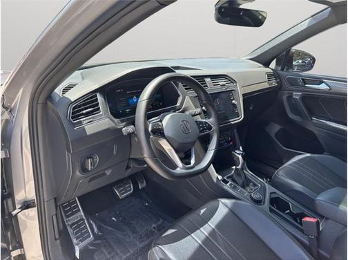 2022 Volkswagen Tiguan 2.0T SE R-Line Black 4MOTION