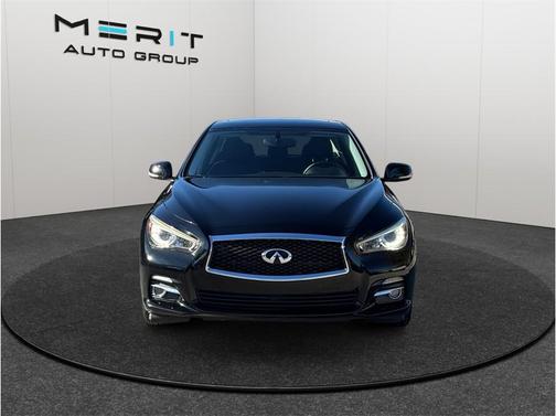 2015 INFINITI Q50 Premium