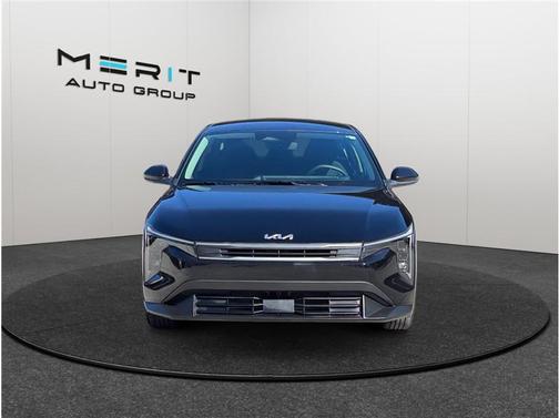 2025 Kia K4 LX
