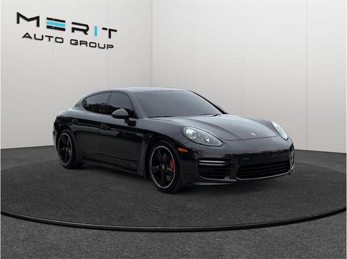 2016 Porsche Panamera GTS