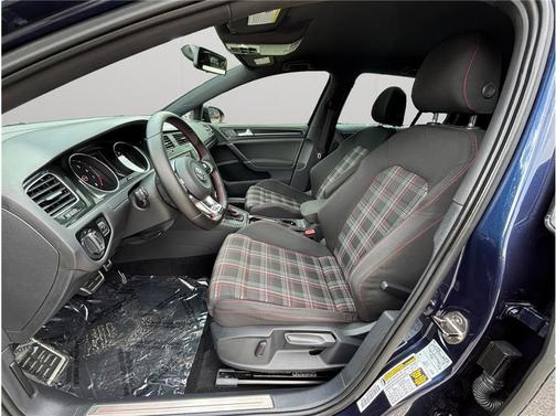 2016 Volkswagen Golf GTI 2.0T S 4-Door