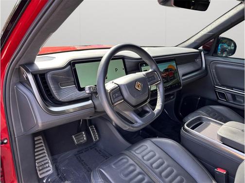 2023 Rivian R1S Adventure